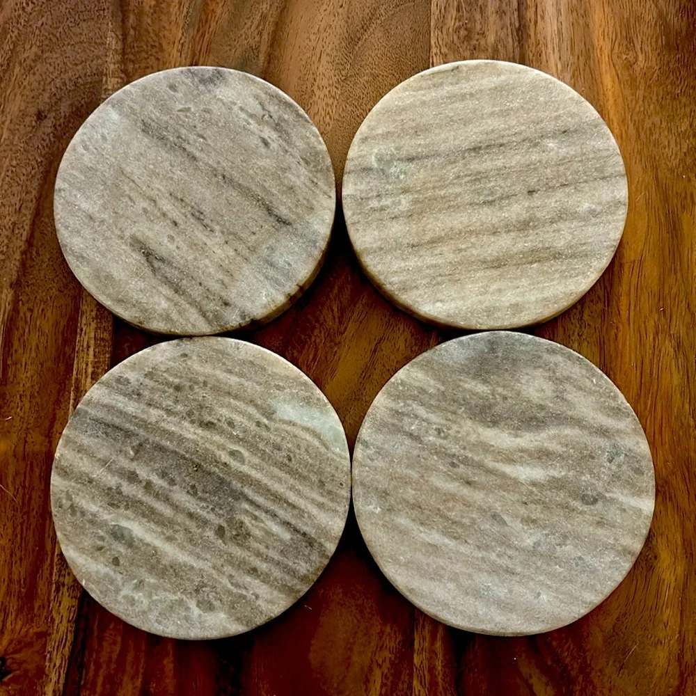 Circular Gray/Brown Marble Coasters